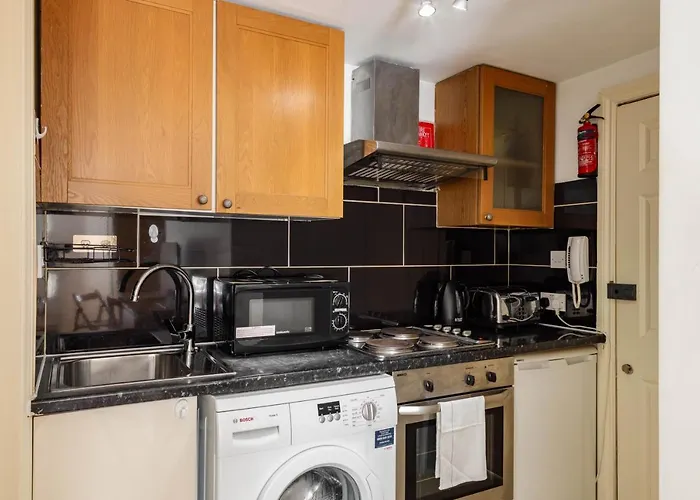 South Kensington Courtfield Gardens Studio